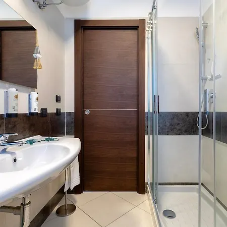 Casa Daneluzzi Beachfront With Terrace And Garage Апартаменты Альгеро