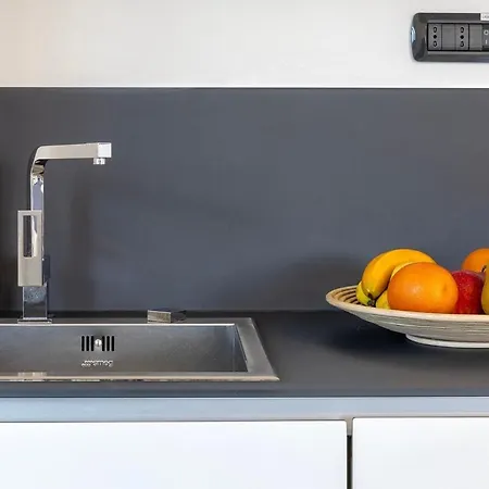 Casa Daneluzzi Beachfront With Terrace And Garage *