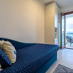Casa Daneluzzi Beachfront With Terrace And Garage