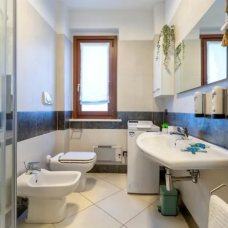 Casa Daneluzzi Beachfront With Terrace And Garage Apartment *