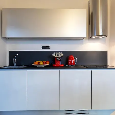 Casa Daneluzzi Beachfront With Terrace And Garage