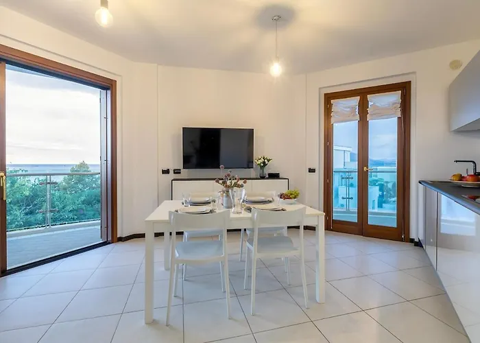 Casa Daneluzzi Beachfront With Terrace And Garage Alghero